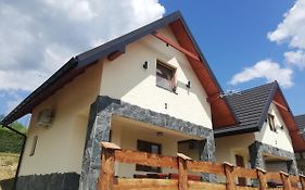 Domki letniskowe KAMA Polańczyk 514-280-102